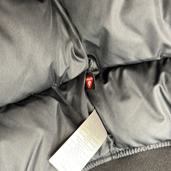 Everlane ReNew Women’s Cropped Short Puffer Coat Solid Black Size XS No … - Picture 6 of 7